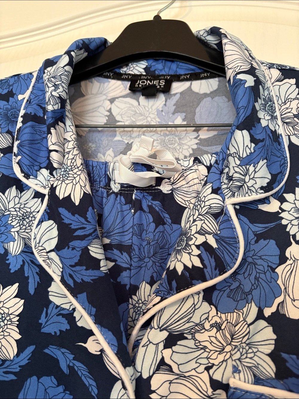 Jones New York Navy and Blue Floral Pajama Top and Bottom with White Piping - Picture 4 of 16
